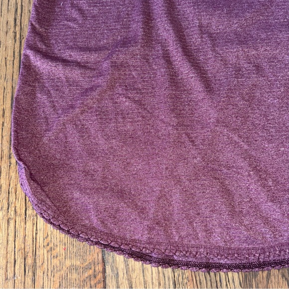 Lululemon Athletica Women’s 105 Singlet SE Lasercut Heathered BordeauxDrama Sz 6 - Picture 4 of 11